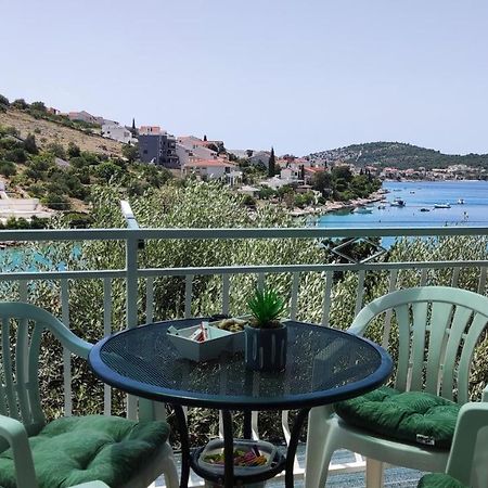 Rogoznica Seafront Apartment - Kalebova Luka Екстериор снимка